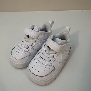 Nike White Kids' Velcro & Lace Sneaker